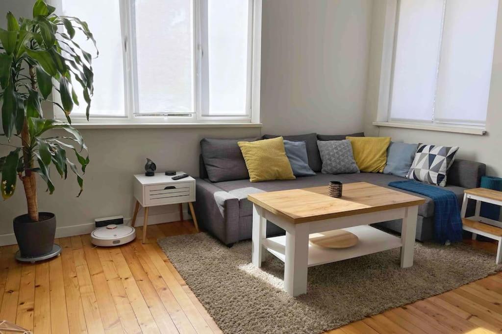 Cozy & Boho Top Center Apartment Sofia Bagian luar foto